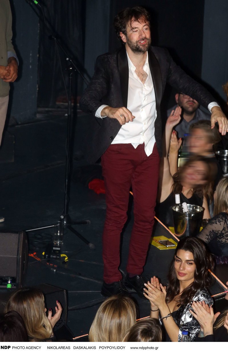 Στο μαγαζί που εμφανίζεται ο Μαραβέγιας άλλαξε χρόνο η Σωτηροπούλου -Της έστελνε φιλιά [εικόνες] | iefimerida.gr 7