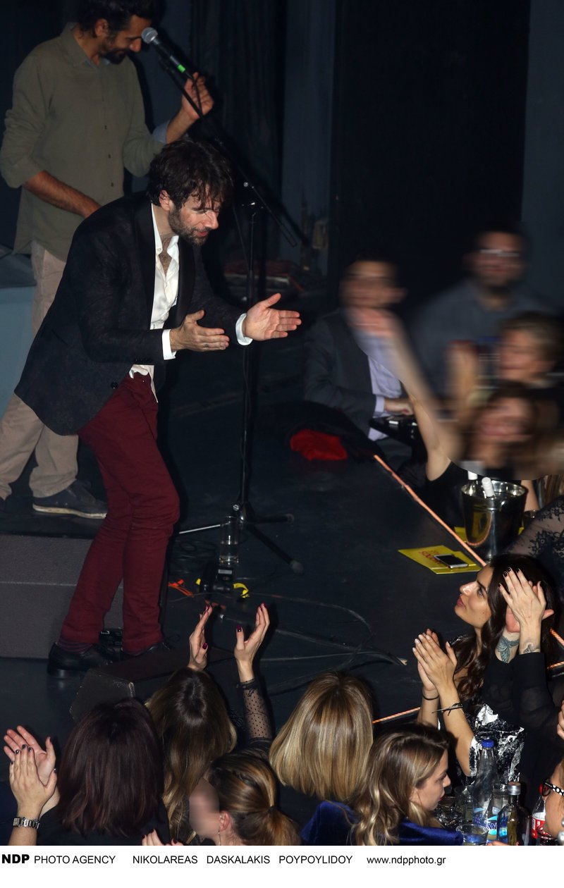 Στο μαγαζί που εμφανίζεται ο Μαραβέγιας άλλαξε χρόνο η Σωτηροπούλου -Της έστελνε φιλιά [εικόνες] | iefimerida.gr 2