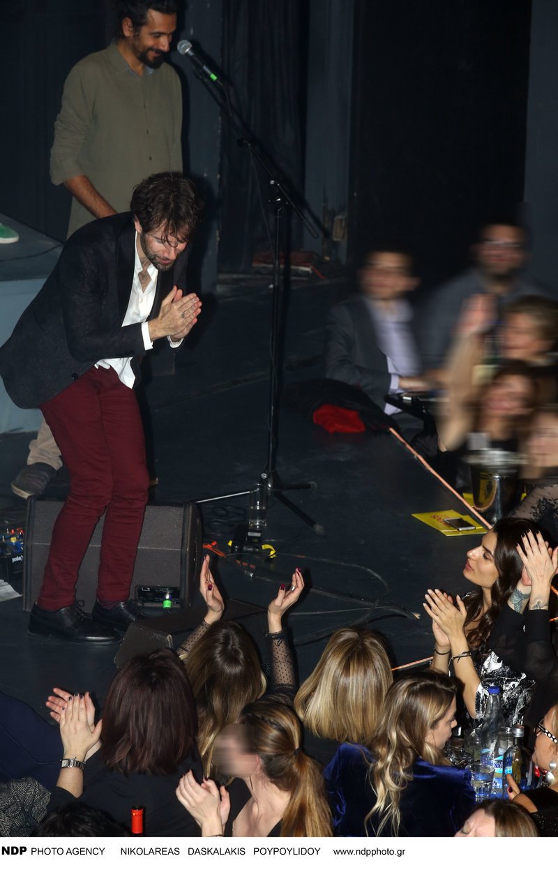 Στο μαγαζί που εμφανίζεται ο Μαραβέγιας άλλαξε χρόνο η Σωτηροπούλου -Της έστελνε φιλιά [εικόνες] | iefimerida.gr 1