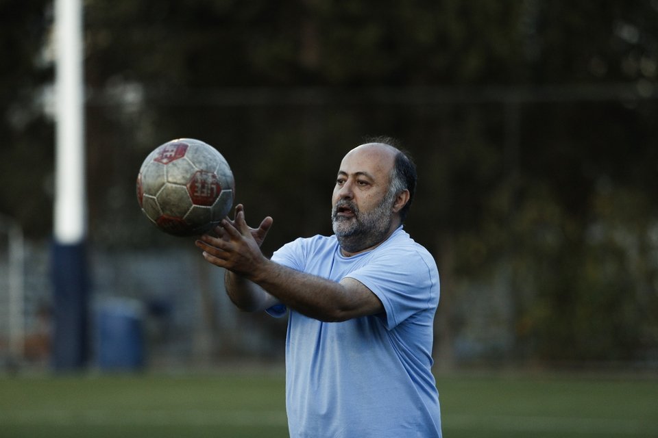 Ο Σταύρος έπαιξε μπάλα με την Εθνική Αστέγων -Ποιος νίκησε [εικόνες-βίντεο] | iefimerida.gr 5