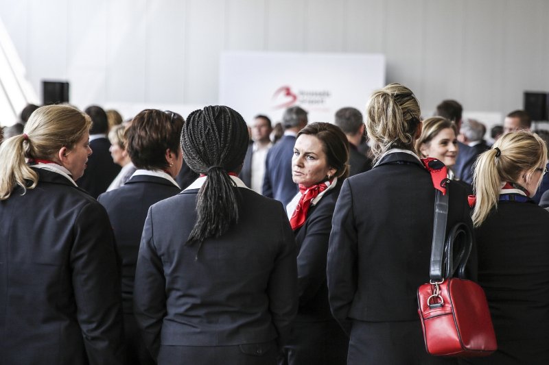 Ανοιξε ξανά το αεροδρόμιο του Ζάβεντεμ -Ενάμιση μήνα μετά την τραγωδία [εικόνες] | iefimerida.gr 1