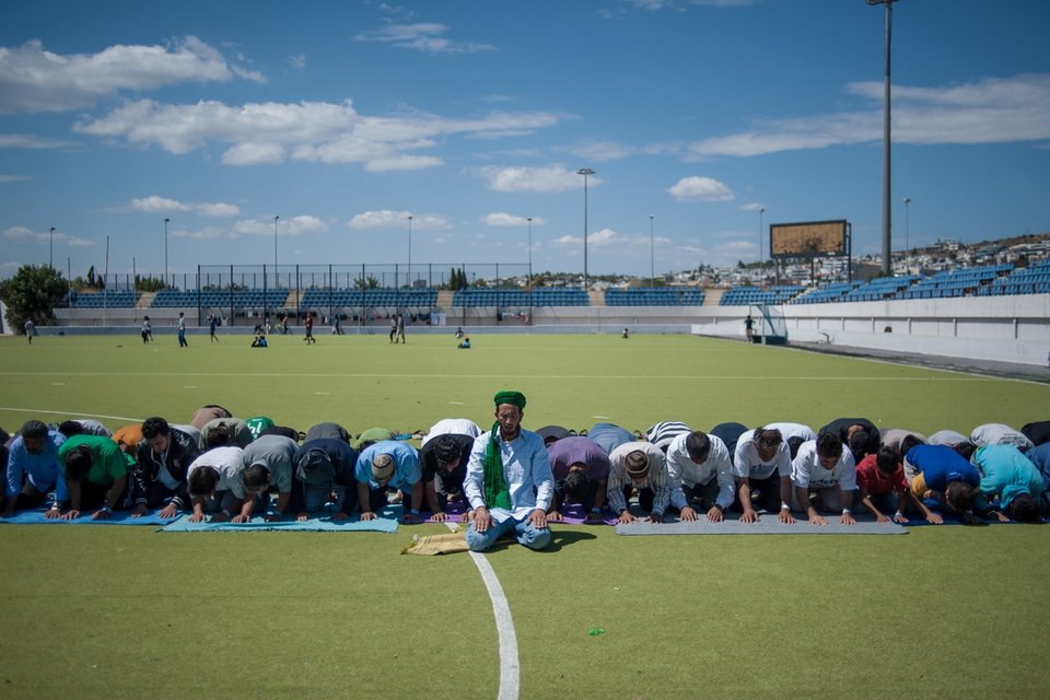 Οι μετανάστες γιορτάζουν το Ραμαζάνι στο Ελληνικό [εικόνες] | iefimerida.gr 10