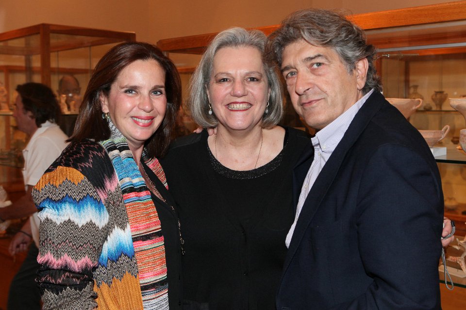 Γκαλερί CITRONNE: Τεράστιες κουκουβάγιες από μέταλλο και γυαλί πλάι σε αρχαιότητες στον Πόρο [εικόνες]  | iefimerida.gr 7