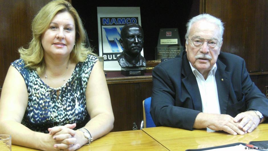 DW: Ο άνθρωπος πίσω από τα αυτοκίνητα Pony που έχει μπλέξει με την ελληνική γραφειοκρατία [εικόνες] | iefimerida.gr 0