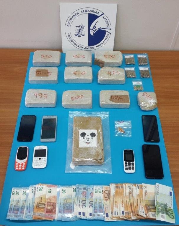 Διακινούσαν ναρκωτικά με λογότυπο τον... Μίκυ Μάους – Συνελήφθησαν τρία άτομα [εικόνες] | iefimerida.gr 0