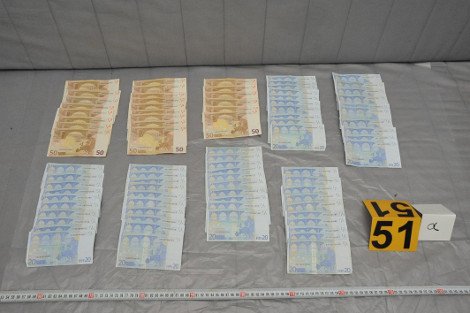 Εξι συλλήψεις από την αντιτρομοκρατική -Τέσσερις Ελληνες, μια Ελληνίδα και ένας Αλβανός [εικόνες] | iefimerida.gr 0