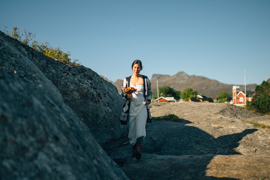 Ισως ο ομορφότερος γάμος όλων των εποχών -Στην άκρη ενός γκρεμού στα νορβηγικά φιόρδ, εκεί που ενώνεται ο ουρανός με τη γη [εικόνες] | iefimerida.gr 12
