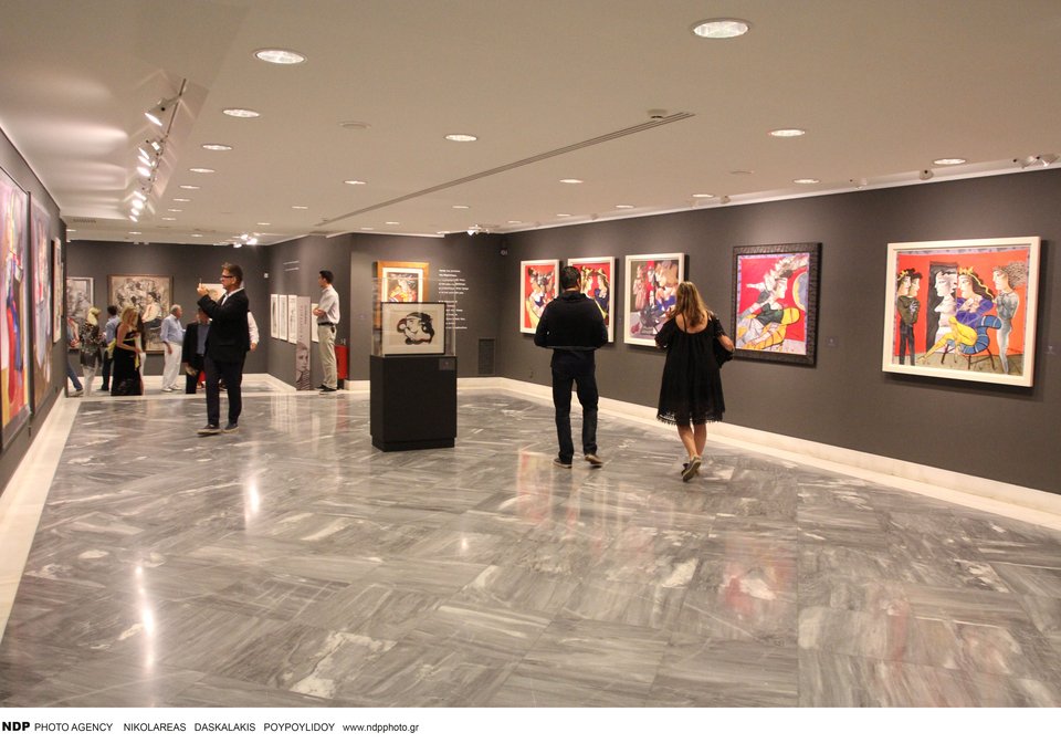 Συγκίνησαν οι ιστορίες της Ζουζούς, της συζύγου του Μυταρά, στα εγκαίνια στην Ανδρο [εικόνες]    | iefimerida.gr 2