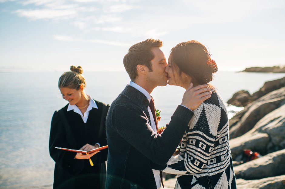 Ισως ο ομορφότερος γάμος όλων των εποχών -Στην άκρη ενός γκρεμού στα νορβηγικά φιόρδ, εκεί που ενώνεται ο ουρανός με τη γη [εικόνες] | iefimerida.gr 13