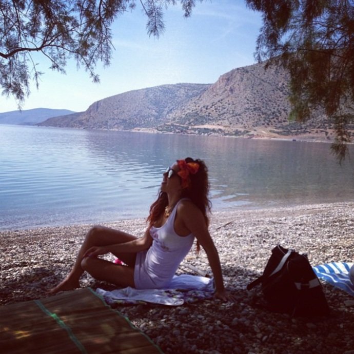 H Κατερίνα Στικούδη γιορτάζει το Πάσχα φορώντας μπικίνι [εικόνες]  | iefimerida.gr 2