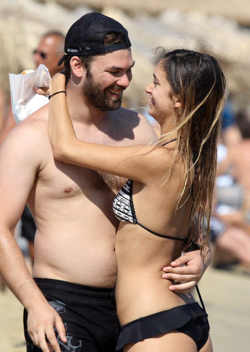 Τρυφερά τετ-α-τετ στη θάλασσα για Πρέλεβιτς-Σαμπάνη [εικόνες] | iefimerida.gr 6