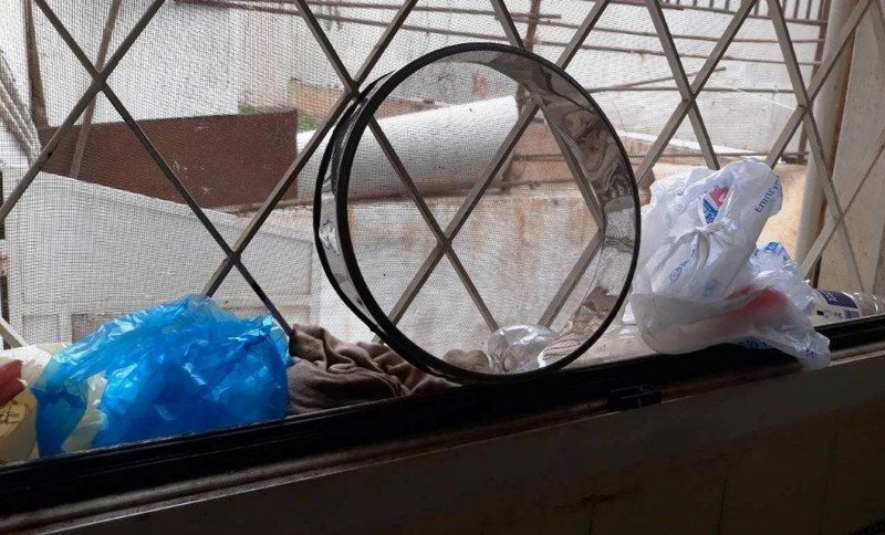 Εξαρθρώθηκε σπείρα που διακινούσε ναρκωτικά στην Αττική -Τα έκρυβαν σε κολώνα αυλής σπιτιού | iefimerida.gr 1