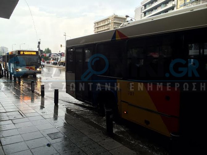 Το μπουρίνι «έπνιξε» τη Θεσσαλονίκη -Προβλήματα και διακοπή ρεύματος από την καταιγίδα [εικόνες&βίντεο] | iefimerida.gr 2