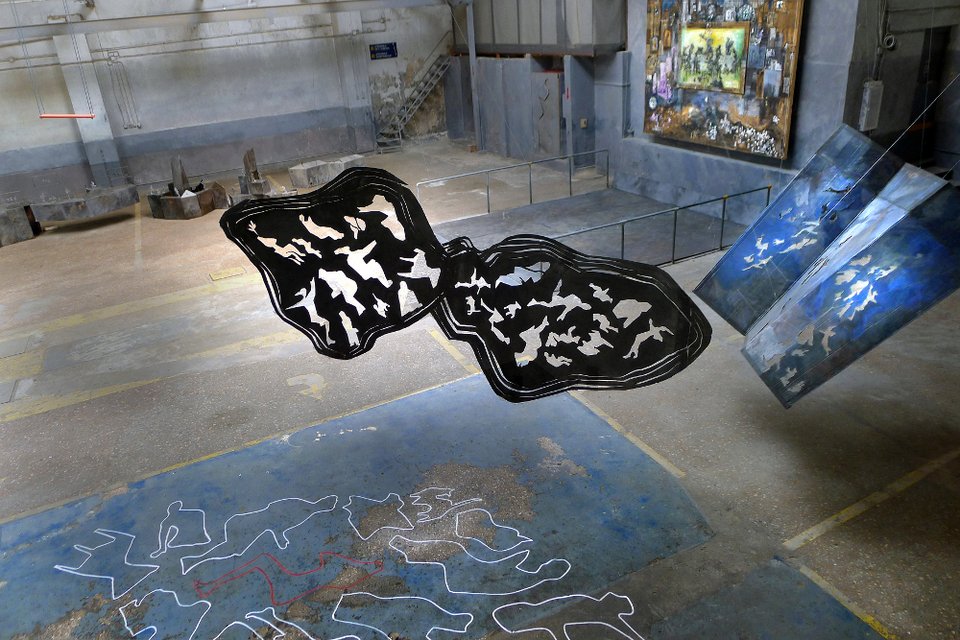 Τέχνη σε ερειπωμένο συνεργείο της Συγγρού -Ζωγραφική, γλυπτική, περφόρμανς [εικόνες]  | iefimerida.gr 4