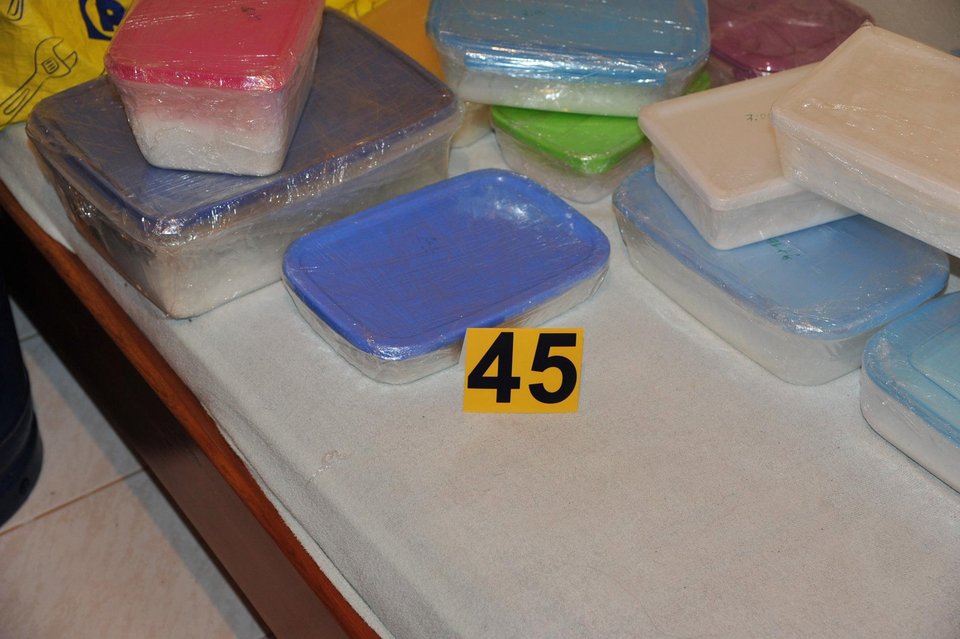 Εργαστήριο παρασκευής βομβών η γιάφκα του Ξηρού στο Λουτράκι – Ολα όσα βρήκαν οι Αρχές [εικόνες] | iefimerida.gr 6