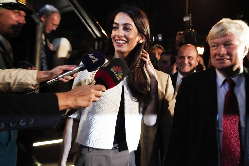 H Αλαμουντίν ανακηρύχθηκε το πιο συναρπαστικό πρόσωπο της χρονιάς [εικόνες & βίντεο] | iefimerida.gr 4