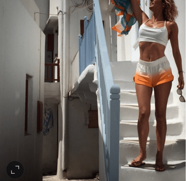 Καλοκαιρινή διάθεση - Με «καυτή» εμφάνιση η Δήμητρα Ματσούκα [εικόνα] | iefimerida.gr 0