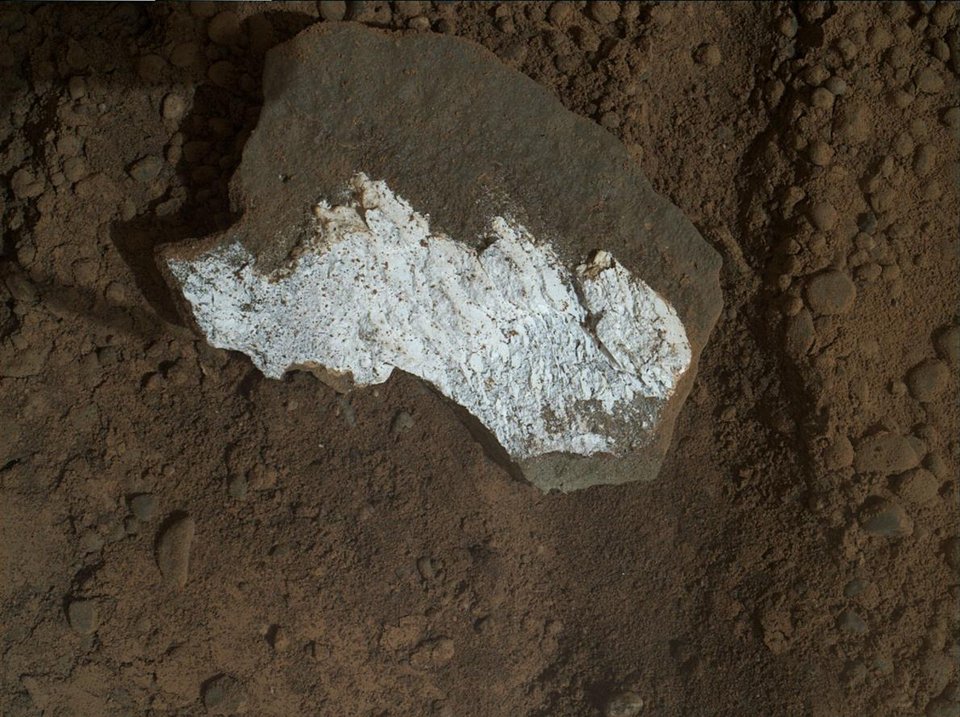 Το Curiosity συμπληρώνει 3 χρόνια στον Αρη και η NASA παρουσιάζει τις καλύτερες φωτογραφίες του κόκκινου πλανήτη [εικόνες] | iefimerida.gr 6