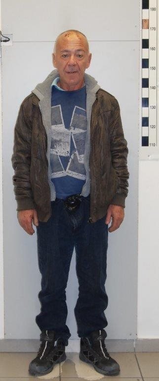 Επιτέθηκαν και έριξαν στο έδαφος τον δολοφόνο της Δώρας -«Φονιά, να πεθάνεις» [εικόνες & βίντεο] | iefimerida.gr 5