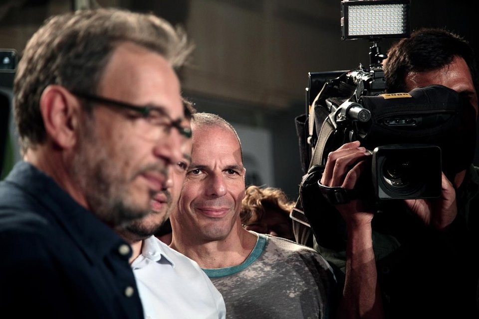 Στην ΕΡΤ συνεχίστηκε η παρέλαση των υπουργών: Η υποδοχή ροκ σταρ σε Τσίπρα και ο ασυγκράτητος Παππάς [εικόνες] | iefimerida.gr 10