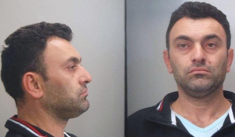 Αυτός είναι ο 40χρονος από το Καζακστάν που αποπλάνησε ανήλικη στις Αχαρνές [εικόνες] | iefimerida.gr 0