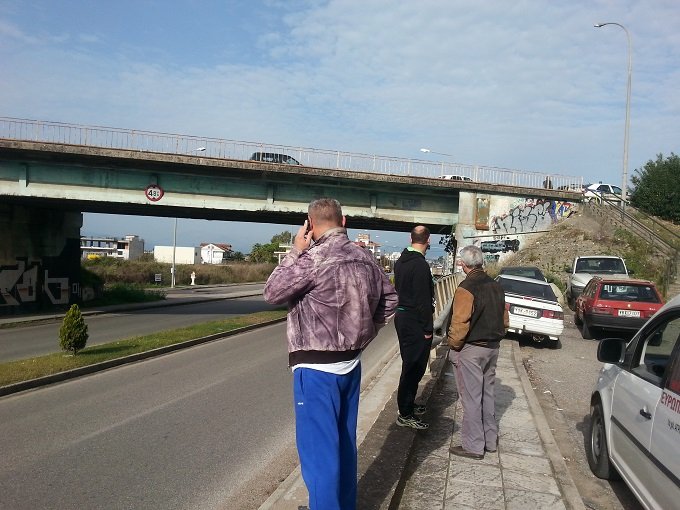 Γυναίκα έπεσε από γέφυρα στο Αγρίνιο [εικόνες] | iefimerida.gr 4