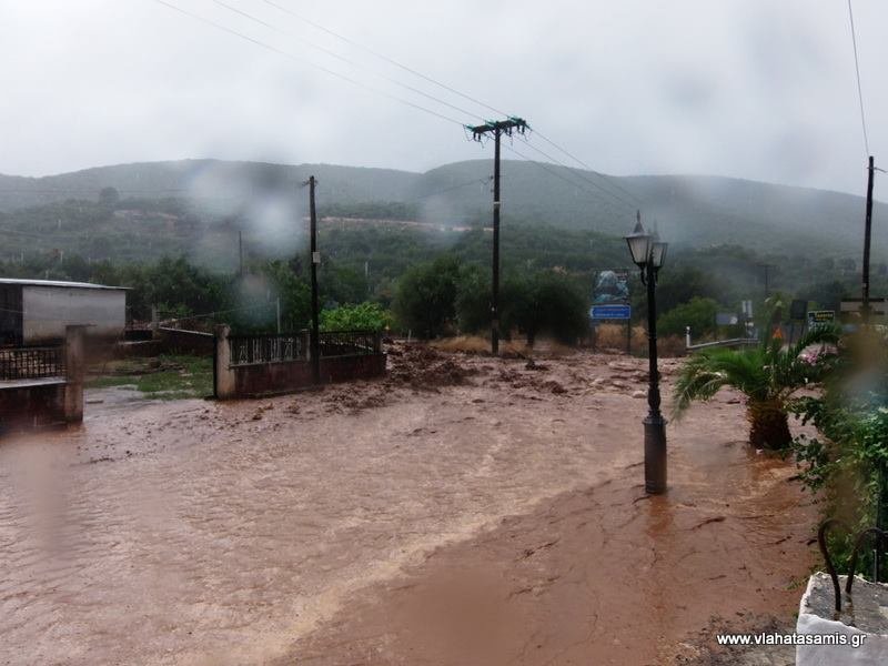Εικόνες βιβλικής καταστροφής στην Κεφαλονιά από την κακοκαιρία [εικόνες] | iefimerida.gr 1