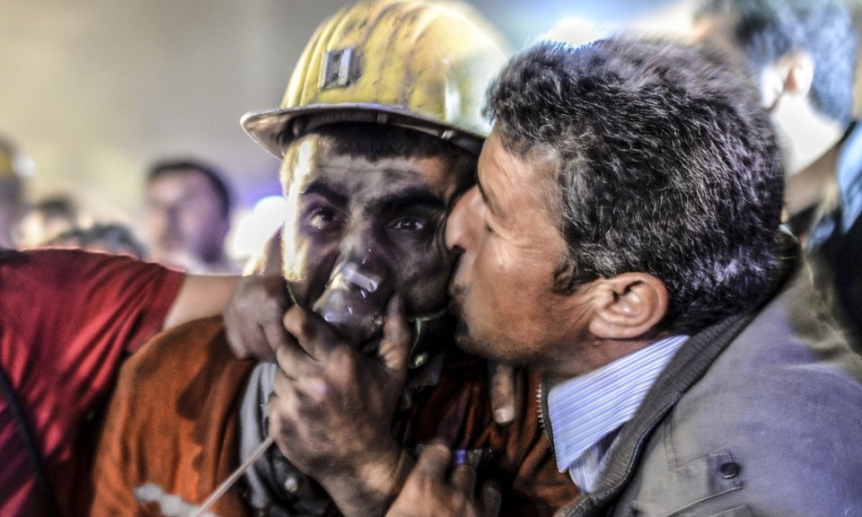 Guardian: Ο φωτορεπόρτερ της χρονιάς -Σκληρές εικόνες που έμειναν στην ιστορία [εικόνες] | iefimerida.gr 0