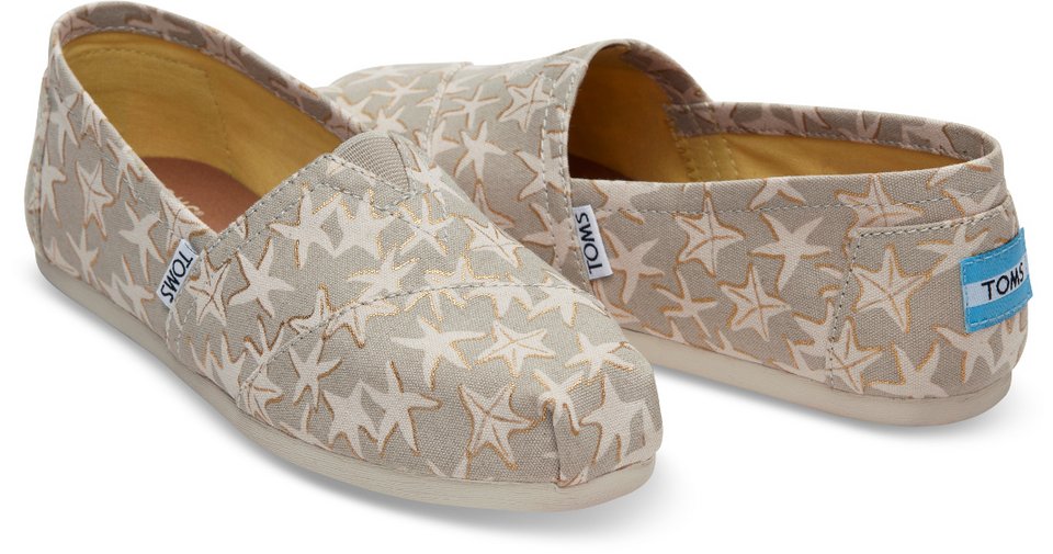 Ετοιμάζουμε βαλίτσα για διακοπές με τα fashion items της TOMS! | iefimerida.gr 14