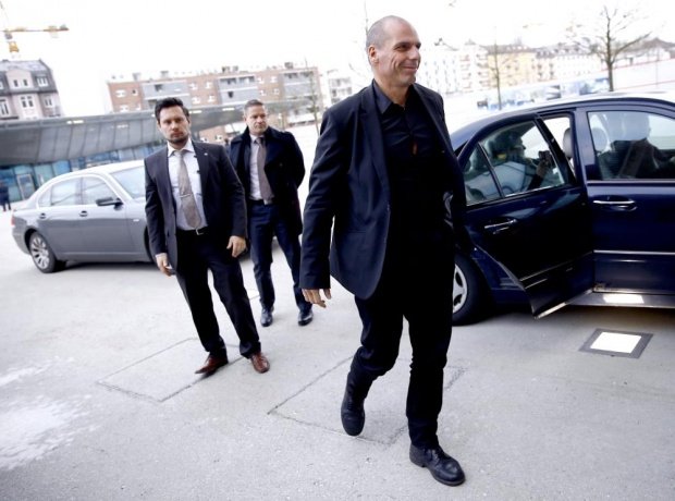 Βαρουφάκης: Ο Ντράγκι δεν είναι έτοιμος να υπερβεί τους κανονισμούς και τη διαδικασία της ΕΚΤ [βίντεο] | iefimerida.gr 0