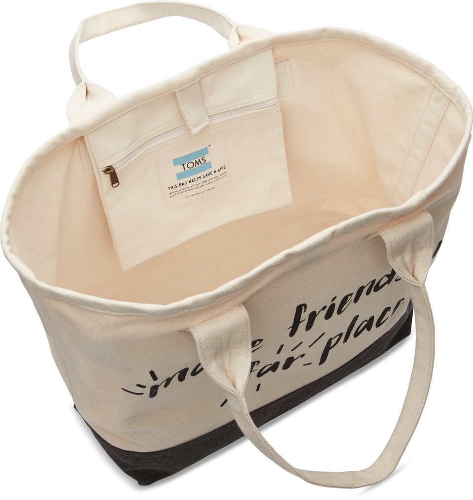 Ετοιμάζουμε βαλίτσα για διακοπές με τα fashion items της TOMS! | iefimerida.gr 20