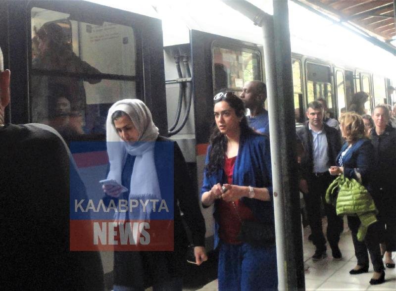 Στα Καλάβρυτα η αδελφή του εμίρη του Κατάρ -Βόλτα με τον οδοντωτό [εικόνες] | iefimerida.gr 0