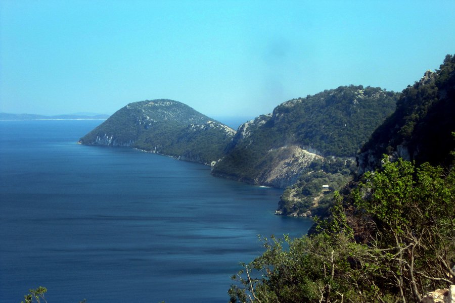 Μεγανήσι: Το κρυφό κόσμημα του Ιονίου -Με κρυστάλλινα νερά και μαγικά δειλινά [εικόνες]  | iefimerida.gr 1