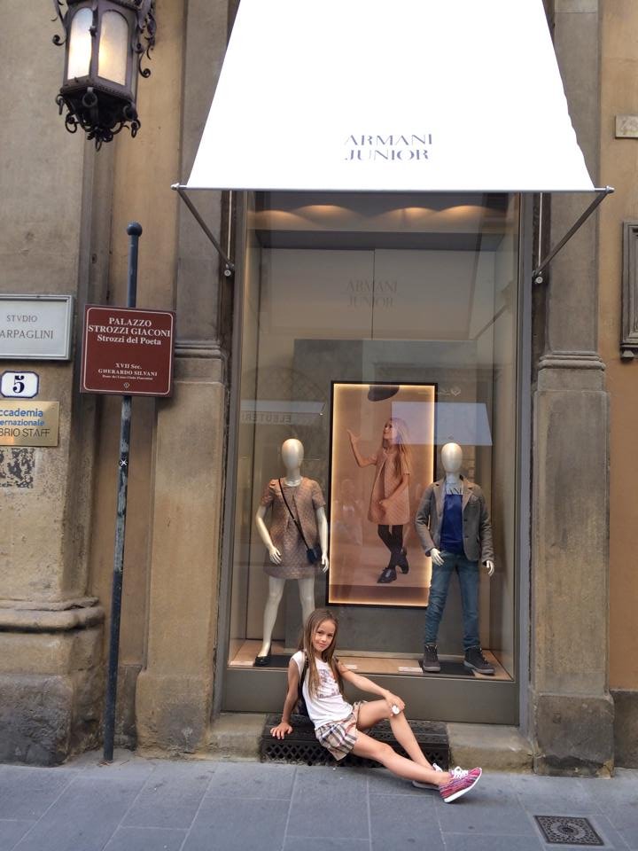 Το πιο αμφιλεγόμενο πρόσωπο στο χώρο της μόδας -Η εννιάχρονη με τα αγγελικά χαρακτηριστικά που κάνει καριέρα σούπερ μόντελ [εικόνες] | iefimerida.gr 12