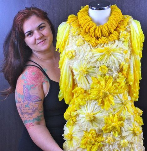 Επανάσταση στη μόδα: Haute couture δημιουργίες από προφυλακτικά για την καταπολέμηση του AIDS [βίντεο&εικόνες] | iefimerida.gr 6