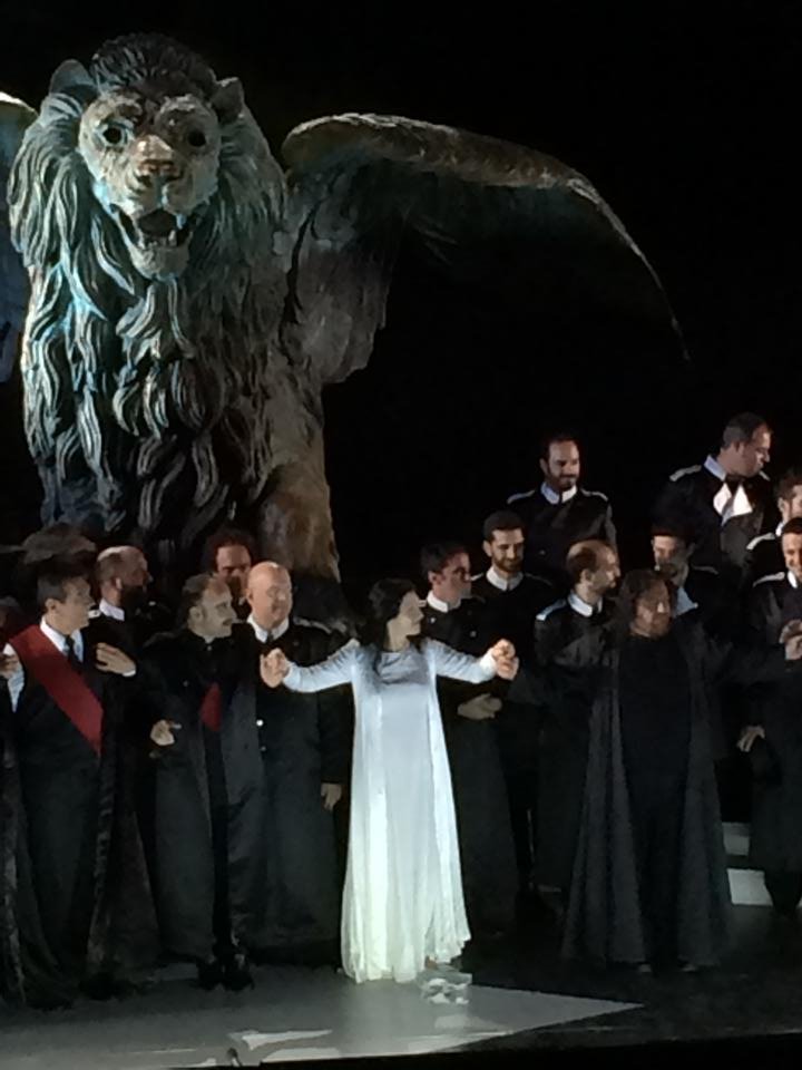 Facebook και twitter παραληρούν για μια παράσταση στο Ηρώδειο: Ολο και περισσότεροι γράφουν πως ήταν εκεί και είδαν τον Οθέλλο της Λυρικής [εικόνες] | iefimerida.gr 1