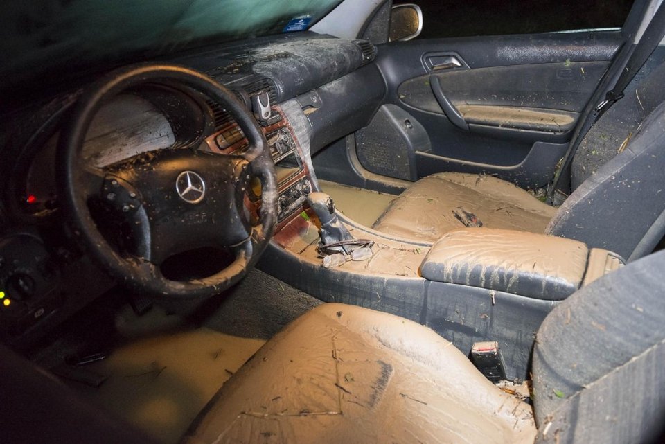 Τραγωδία στην Ιταλία: Τέσσερις νεκροί και 20 τραυματίες από ορμητικό χείμαρρο [εικόνες] | iefimerida.gr 2