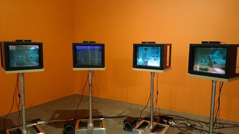 Αυτά είναι τα τοπ «φευγάτα» έργα από την παγκόσμια έκθεση σύγχρονης τέχνης του Μαϊάμι που μόλις τελείωσε [εικόνες]   | iefimerida.gr 0