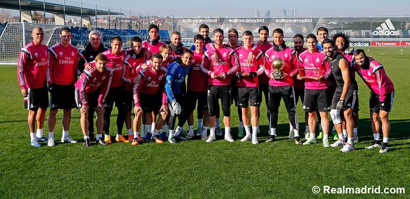 Τρελάθηκε ο Κριστιάνο Ρονάλντο – Κάνει προπόνηση... παρέα με την «Χρυσή Μπάλα» [εικόνες] | iefimerida.gr 1