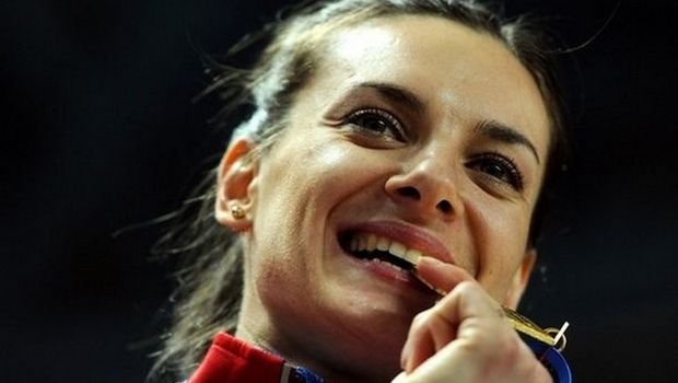 Τέλος εποχής για την πιο σπουδαία, την πιο όμορφη επικοντίστρια όλων των εποχών - Η Ελενα Ισινμπάγεβα αποσύρεται [εικόνες] | iefimerida.gr 0