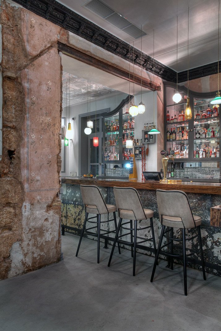 Μία από τις παλαιότερες επαύλεις της Κηφισιάς μεταμορφώθηκε σε ένα επιπέδου Νέας Υόρκης bar resto [εικόνες] | iefimerida.gr 3