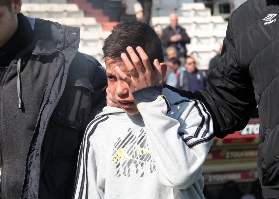 Συγκλονιστικές στιγμές στο Ηράκλειο: Εκλαιγαν παίκτες και φίλαθλοι στο «τέλος» του ΟΦΗ [εικόνες & βίντεο] | iefimerida.gr 2