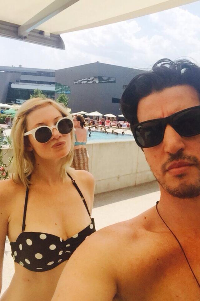 H Τζούλια Αλεξανδράτου στην πισίνα [εικόνες] | iefimerida.gr 3