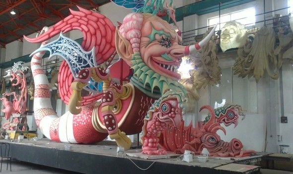 Η Πάτρα σε ρυθμούς καρναβαλιού - Δείτε τα φετινά άρματα [εικόνες] | iefimerida.gr 2