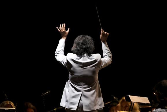 Η Πρώτη του Μπραμς στο ΙΜΚ από τον Βασίλη Τσαμπρόπουλο [εικόνες] | iefimerida.gr 4