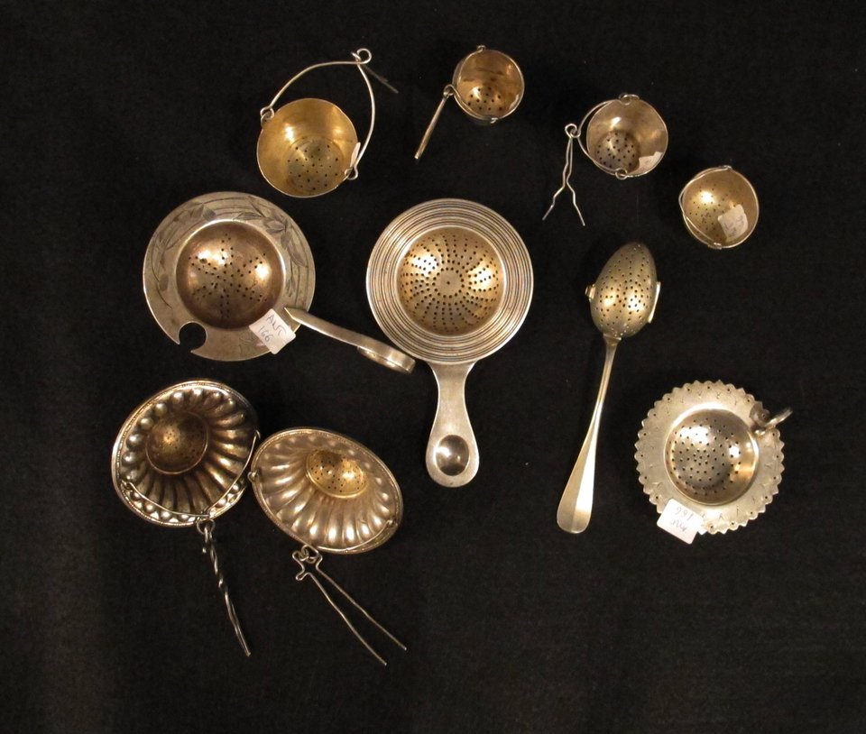 Τα ασημικά του Τσάρου σε Ελληνα γιατρό -Κομψοτεχνήματα της καθημερινότητας στην Τσαρική Ρωσία βγαίνουν «στο σφυρί» [εικόνες] | iefimerida.gr 1