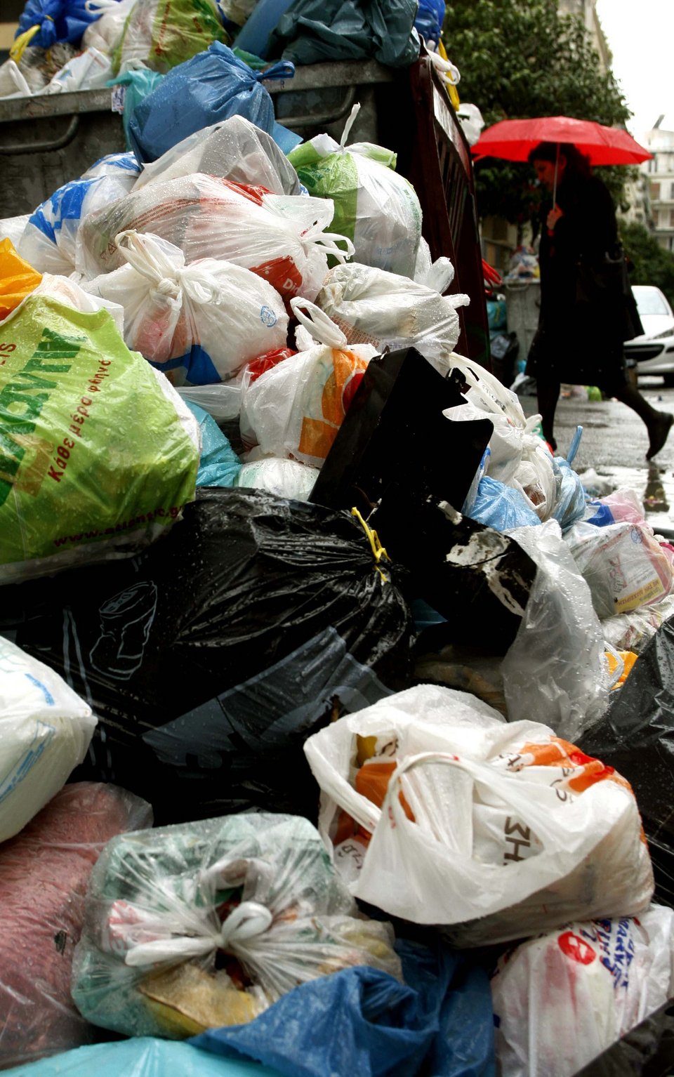 Τέλος οι δωρεάν πλαστικές σακούλες στα καταστήματα από την 1η Ιανουαρίου | iefimerida.gr 0