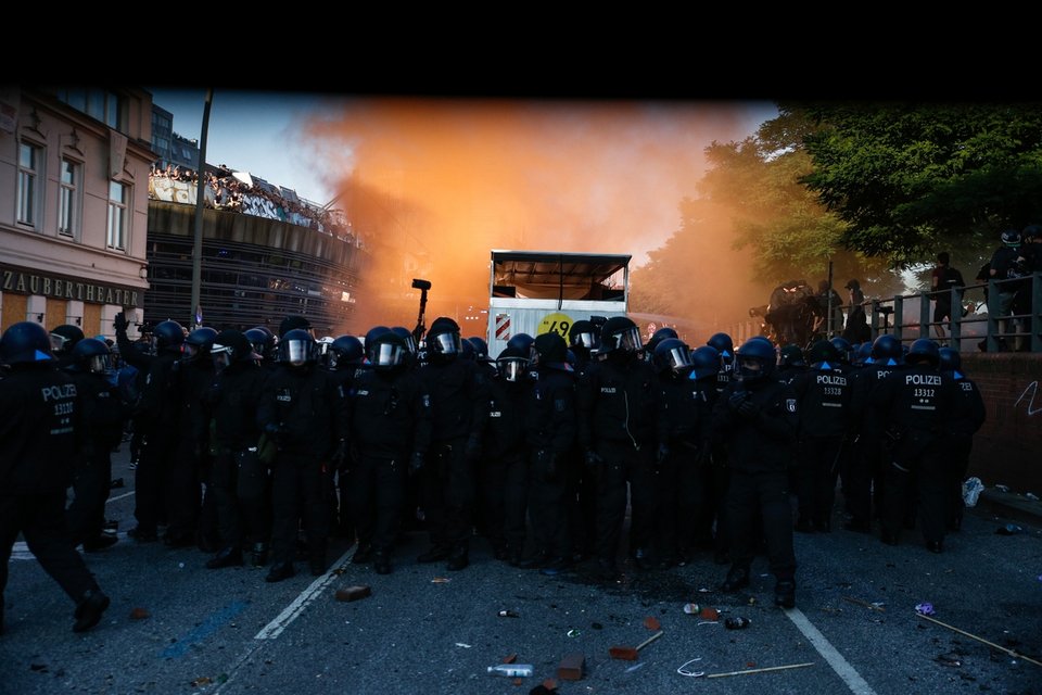 «G20 καλώς ήρθατε στην κόλαση»: Αγριες συγκρούσεις στο Αμβούργο [εικόνες&βίντεο] | iefimerida.gr 5
