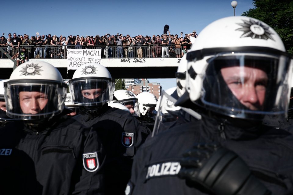 «G20 καλώς ήρθατε στην κόλαση»: Αγριες συγκρούσεις στο Αμβούργο [εικόνες&βίντεο] | iefimerida.gr 8