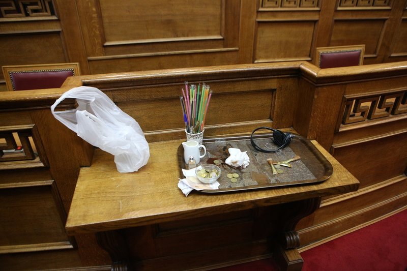 Τα παραλειπόμενα της Κ.Ο. του ΣΥΡΙΖΑ -Η... θεριακλού και το σακίδιο που έκανε μόδα ο Τσακαλώτος [εικόνες] | iefimerida.gr 7